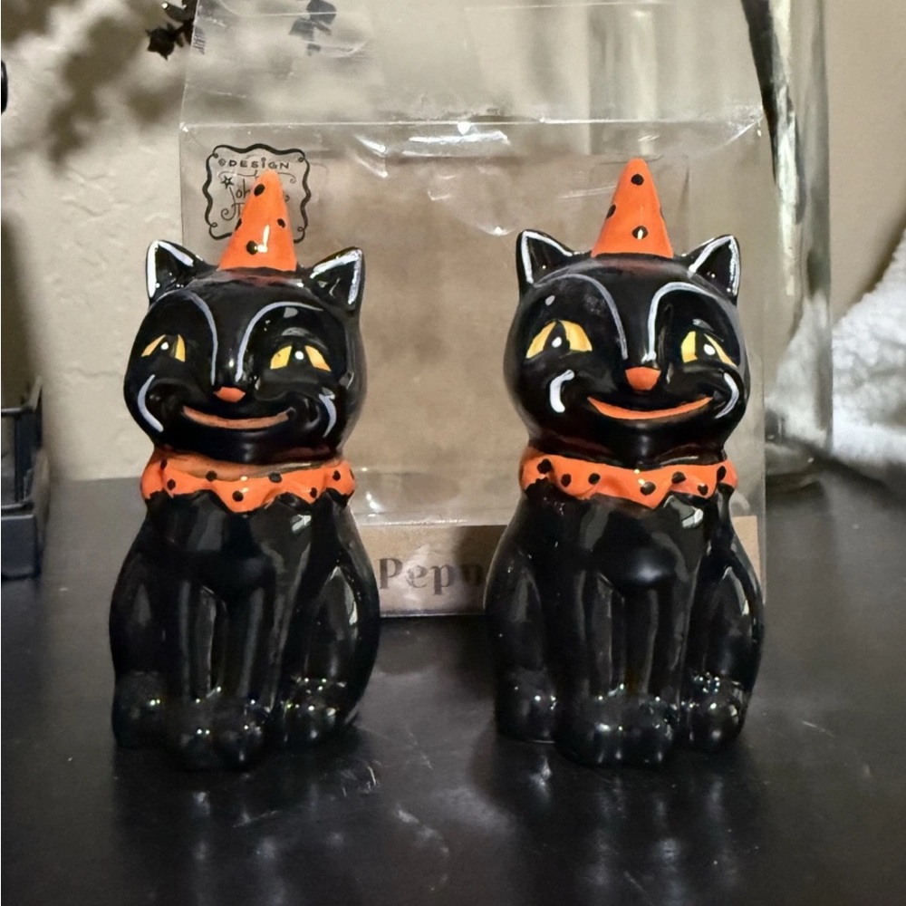 RARE Johanna Parker Black Cat Salt & Pepper Shakers Halloween Vintage Style